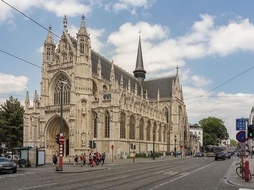 L'extérieur de Sablon Bruxelles près de l'Hôtel Brussels