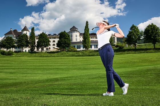 Frau mit Hotel CC, IMLAUER Hotel Schloss Pichlarn