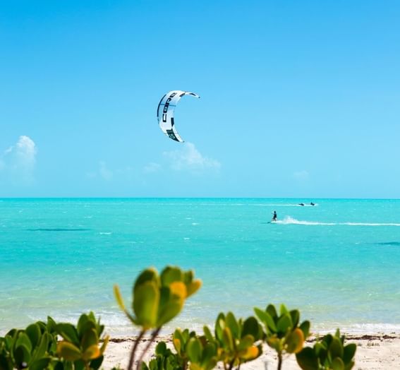 Tourist kiteboarding near H2O Life Style Resort