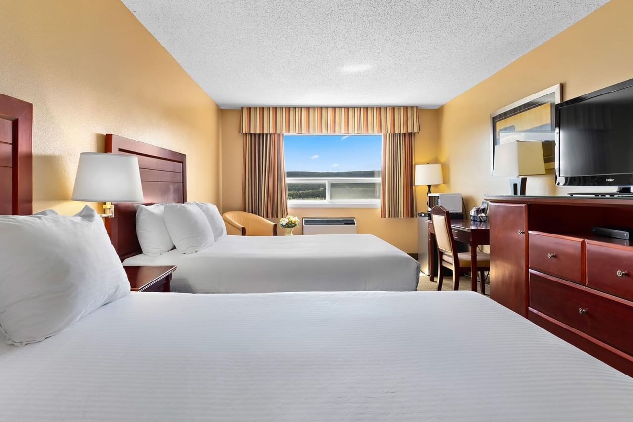 Coast Fraser Inn - Coast Two Queens