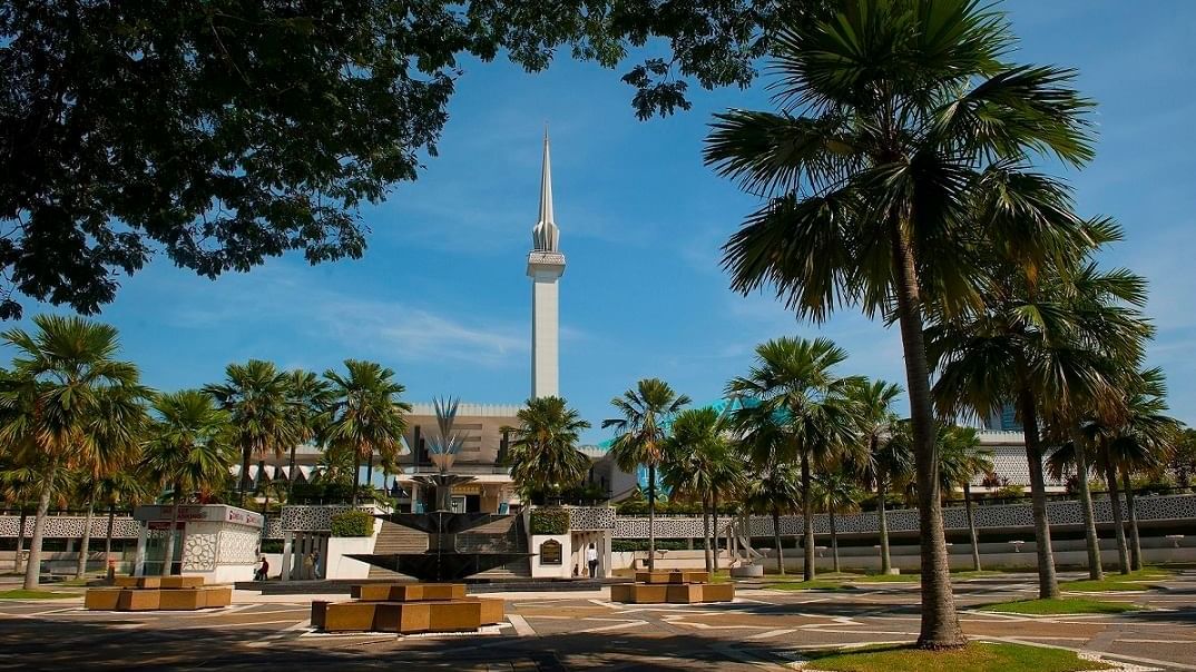 Exterior & garden of Masjid Negara near Sunway Resort