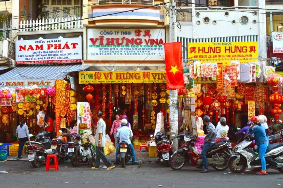 Ho Chi Minh City Attractions | Hai Thuong Lan Ong Street