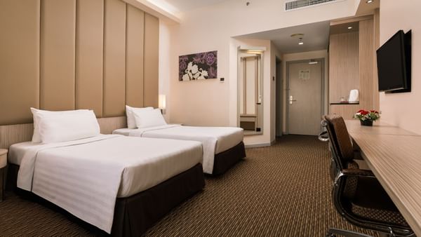 Premier Twin Room with modern furnishings and premier amenities