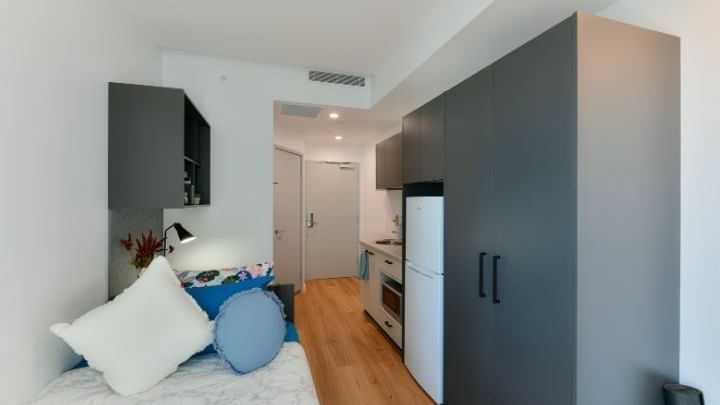 UniLodge Toowong - Studio Long
