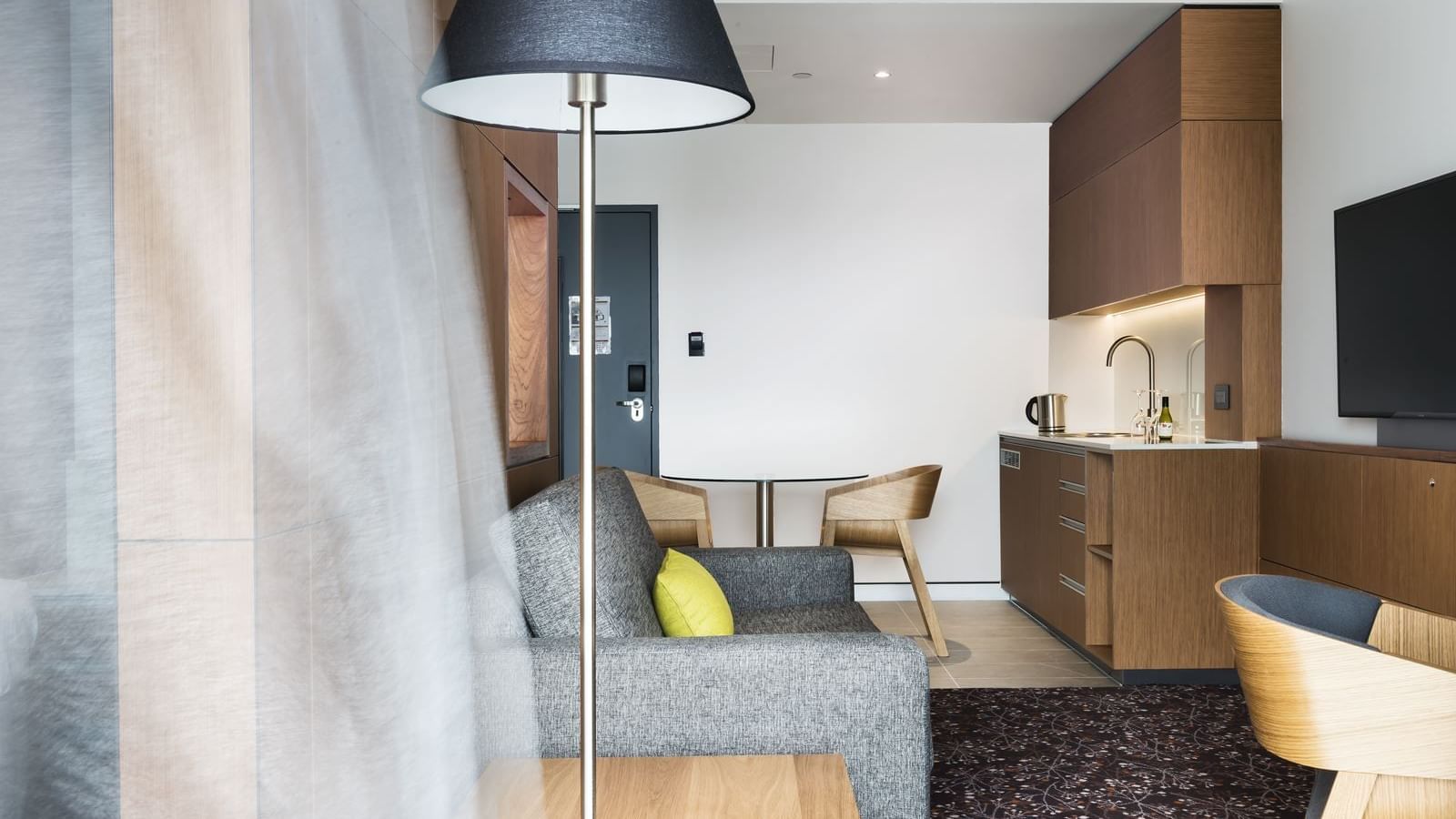 Accommodation with dining at Mercure Sydney Liverpool 