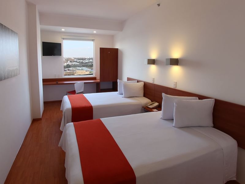 Interior de la habitación accesible en One Hotels