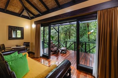 A suite with Patio at Rio Celeste Hideaway