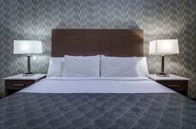 King Beds - Monte Carlo Inns Markham