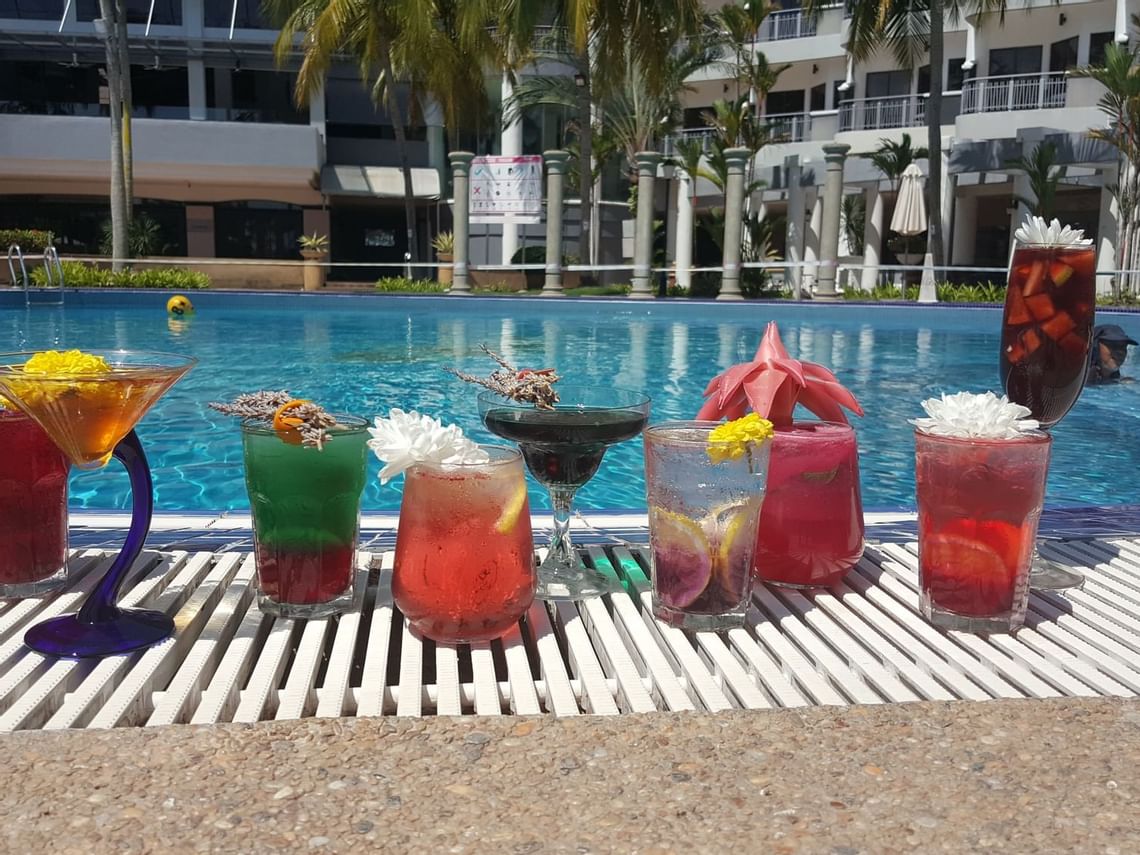 Pool Bar Restaurants at Thistle Port Dickson