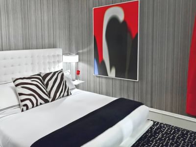 Deluxe King Room at Moderne Hotel New York