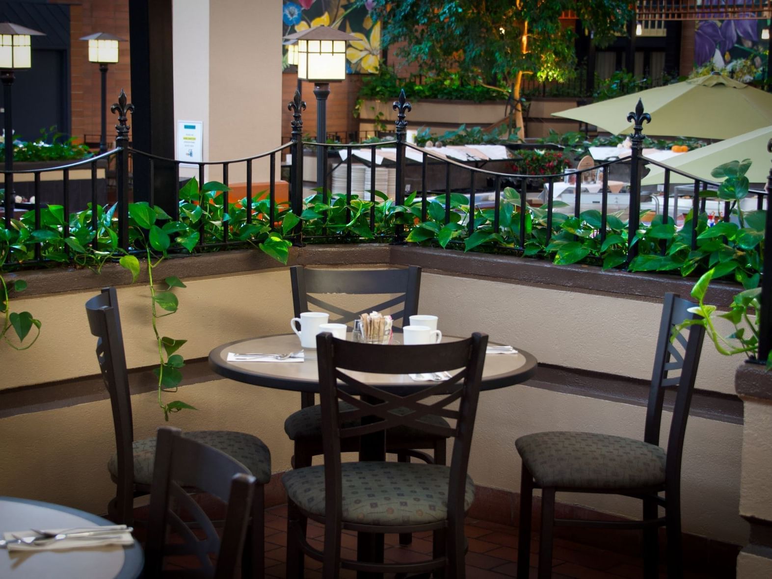 Restaurants Downtown Calgary Glenmore Inn