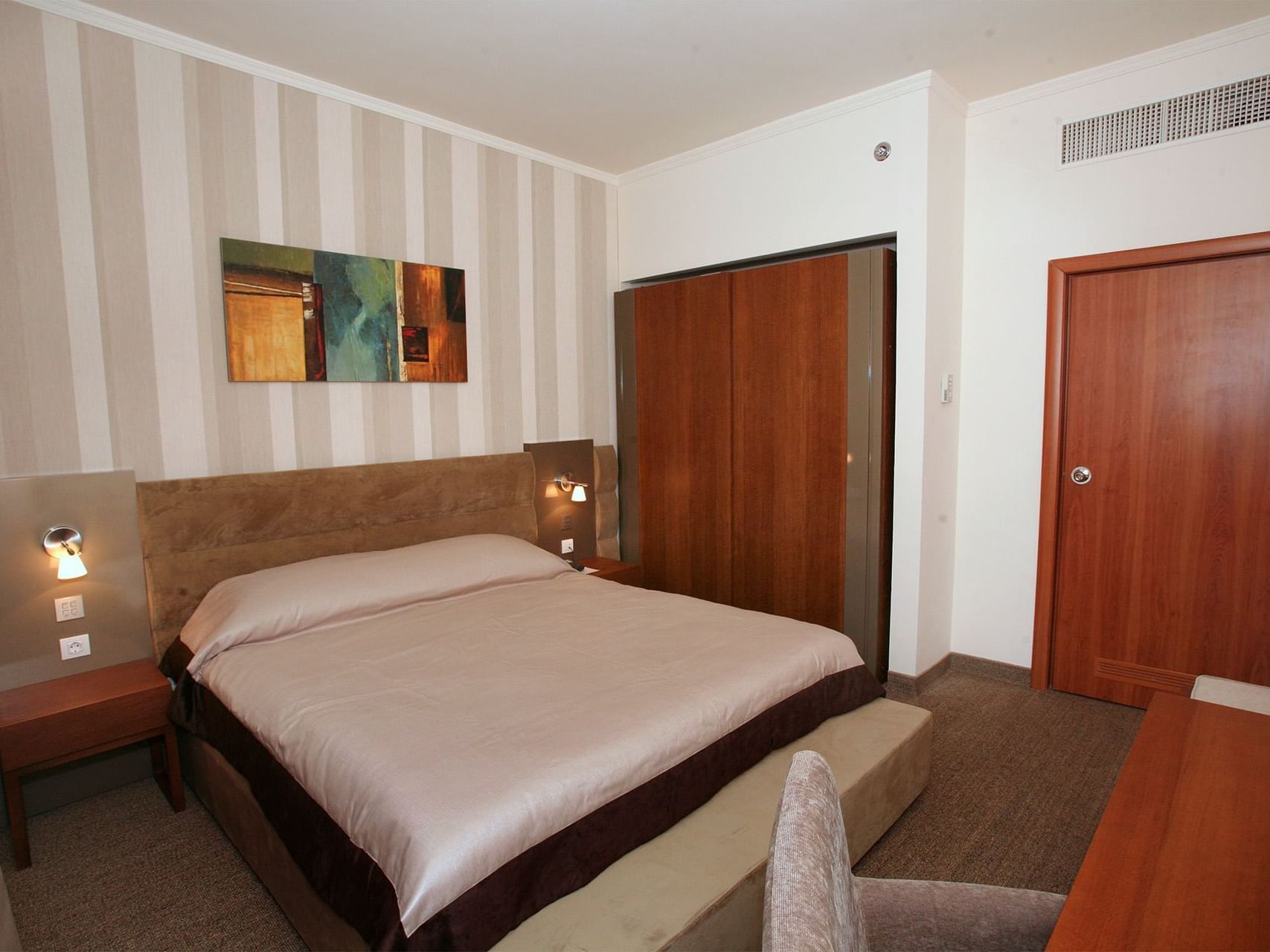 Standard Suite at IAKI Conference & Spa Hotel in Mamaia