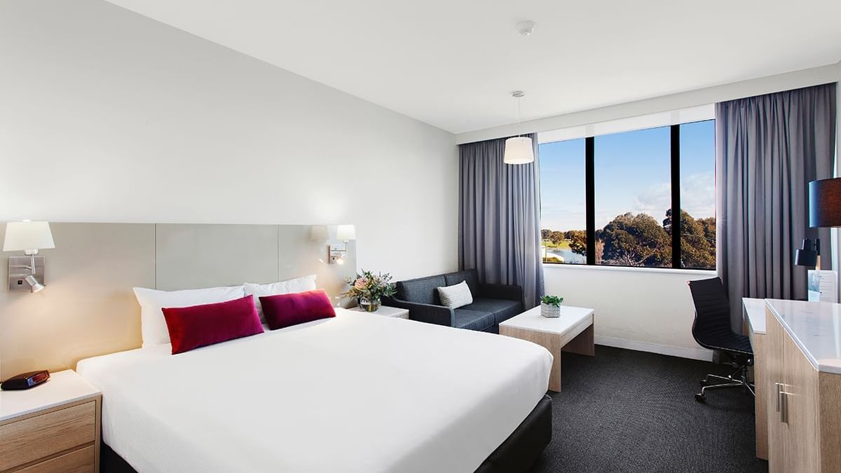 Beautiful mercure rooms with a view at pullman albert park