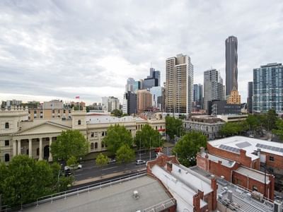 Studio Standard View