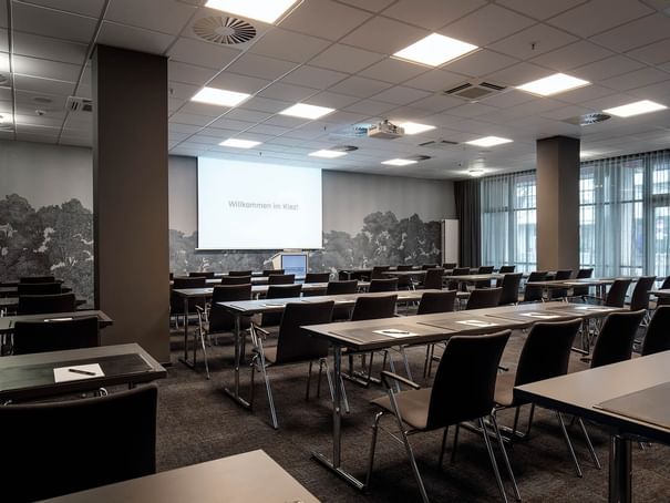 Meeting Room with warm lights at Hotel Berlin Berlin 