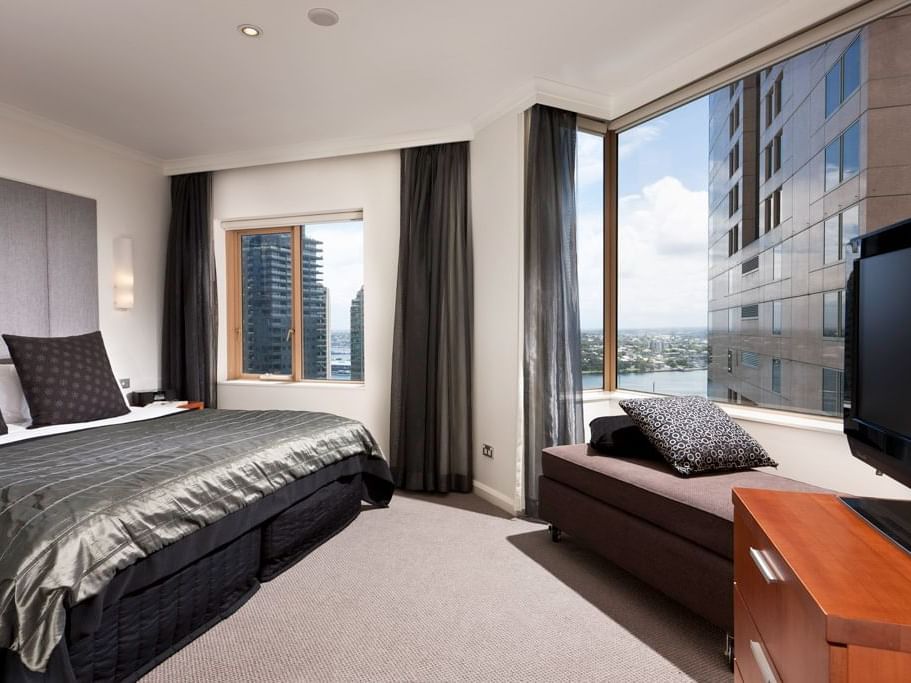 1 bedroom city view suite at The Sebel Quay West Suites Sydney