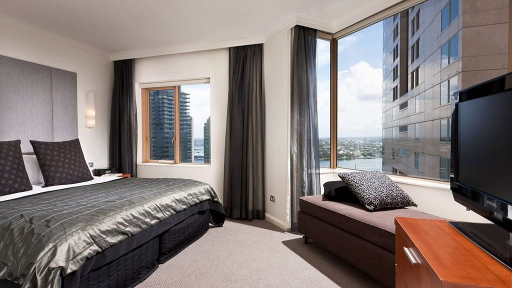1 bedroom city view suite at The Sebel Quay West Suites Sydney