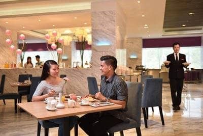 Photo Gallery - Dining (Roselle Coffee House) at Lexis Suites Pe