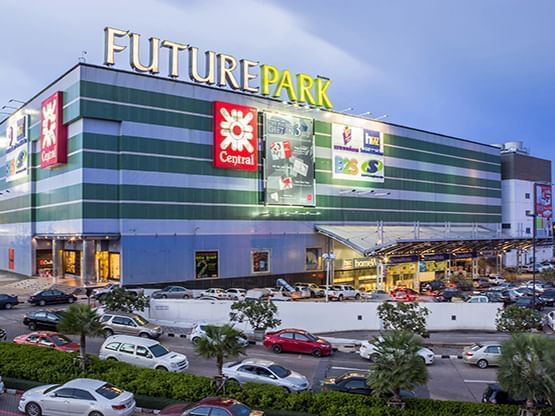 Exterior view of Future Park Rangsit near Hop Inn Hotel