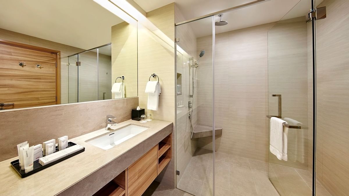 Bathroom vanity in Deluxe Plus King Room at Sunway Lagoon Hotel