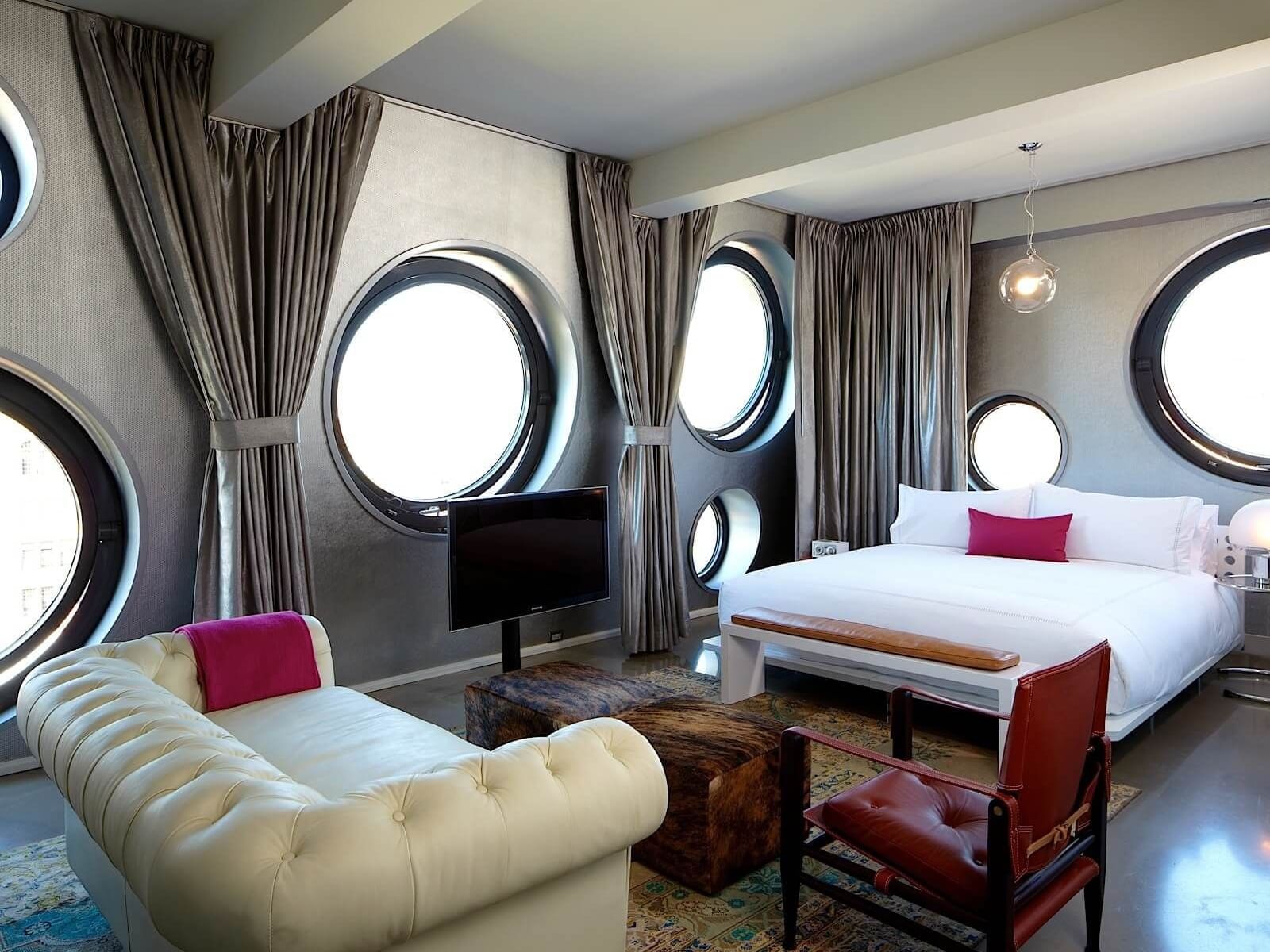 Bedroom of Platinum King with a kingbed at Dream Downtown NYC