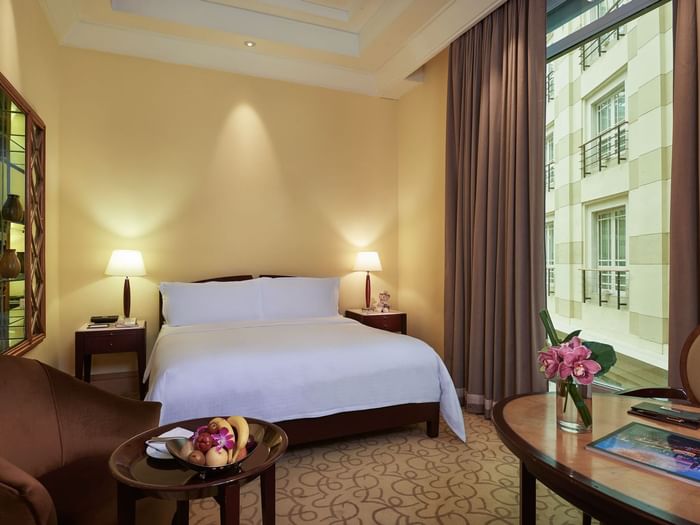 Interior of Straits Club Courtyard Room at Fullerton Singapore