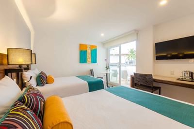 Resort-Room-Renovated-Two-Double-Beds-02