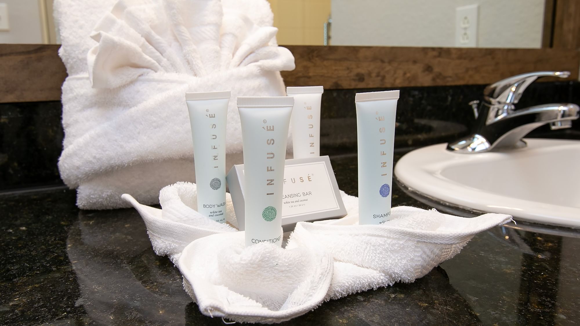 LBV Signature Collection Suite Toiletries