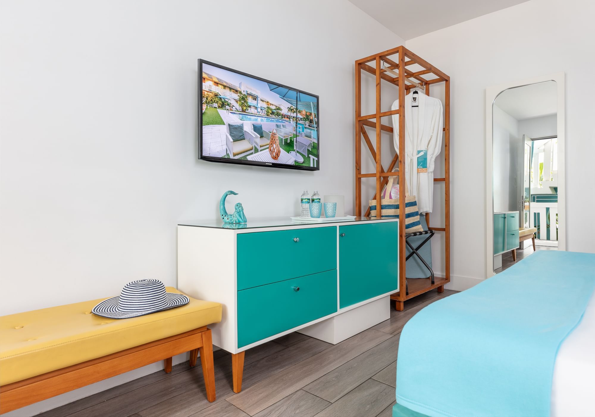 Galaxie King | The Vagabond Hotel Miami
