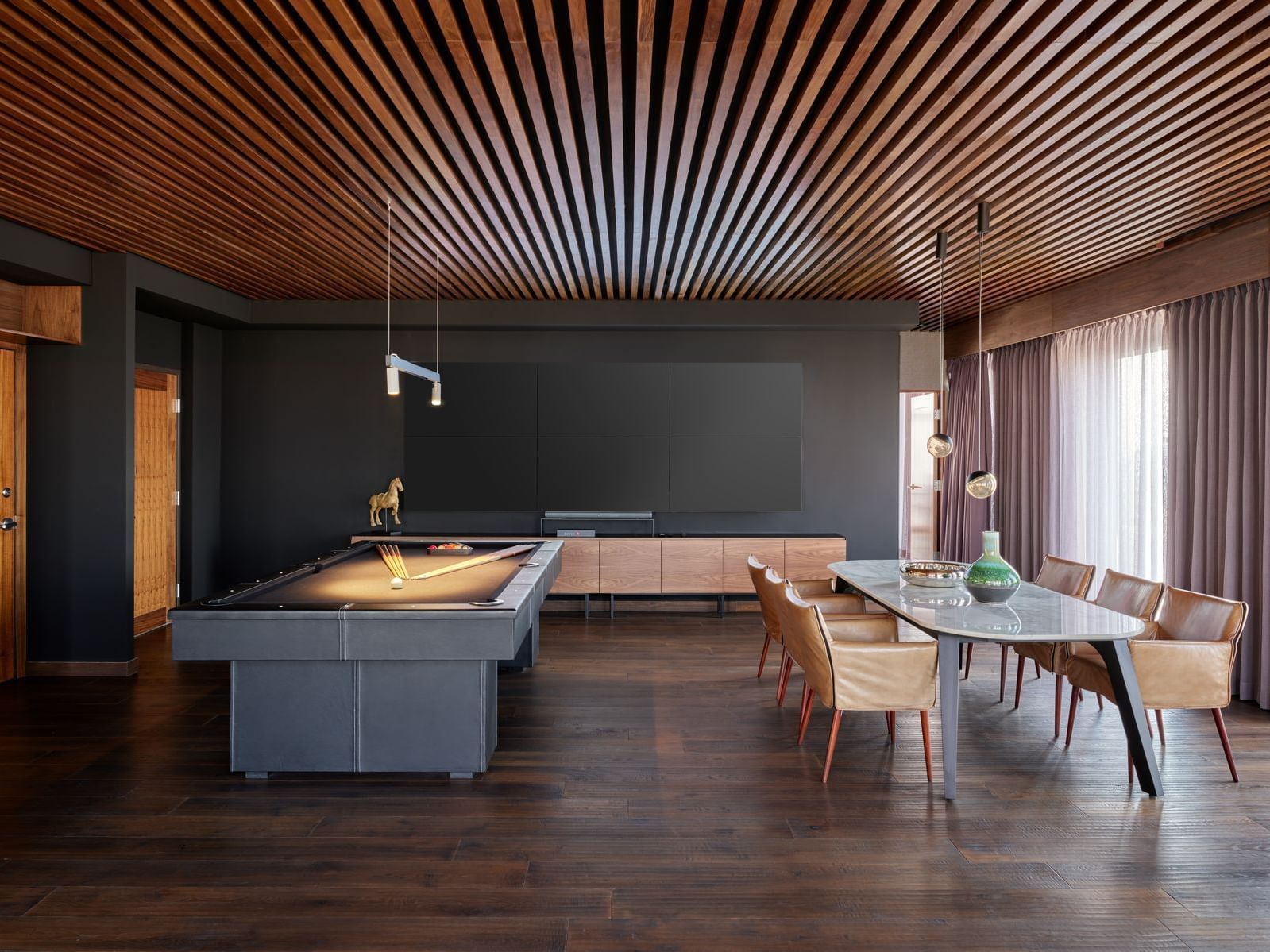 Pool Lounge in Presidential Suite at FA Viaducto Aeropuerto