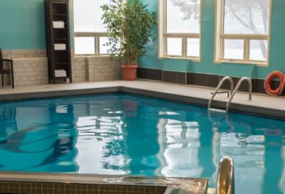 piscine intérieure au Mont Gabriel