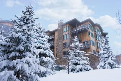 Stein Eriksen Residences Winter Exterior