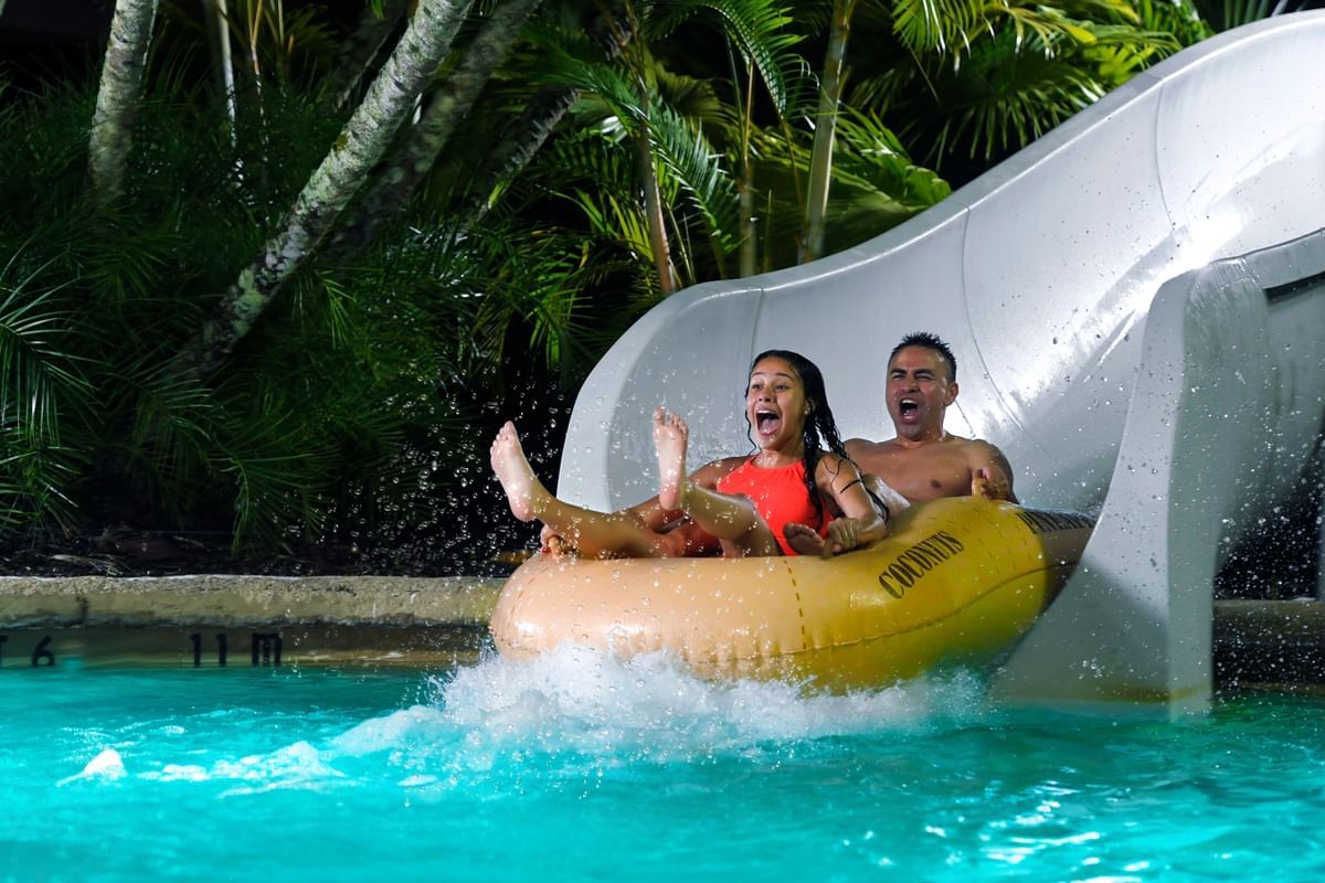 Disneys H20-Glow-After-Dark