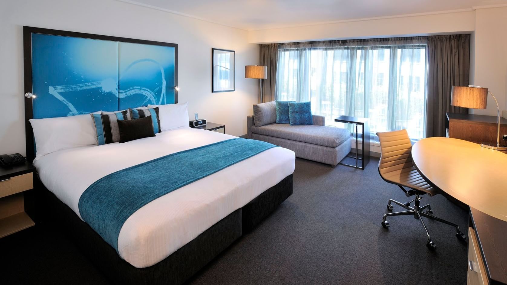 Interior of Junior Suite at Novotel Melbourne on Collins