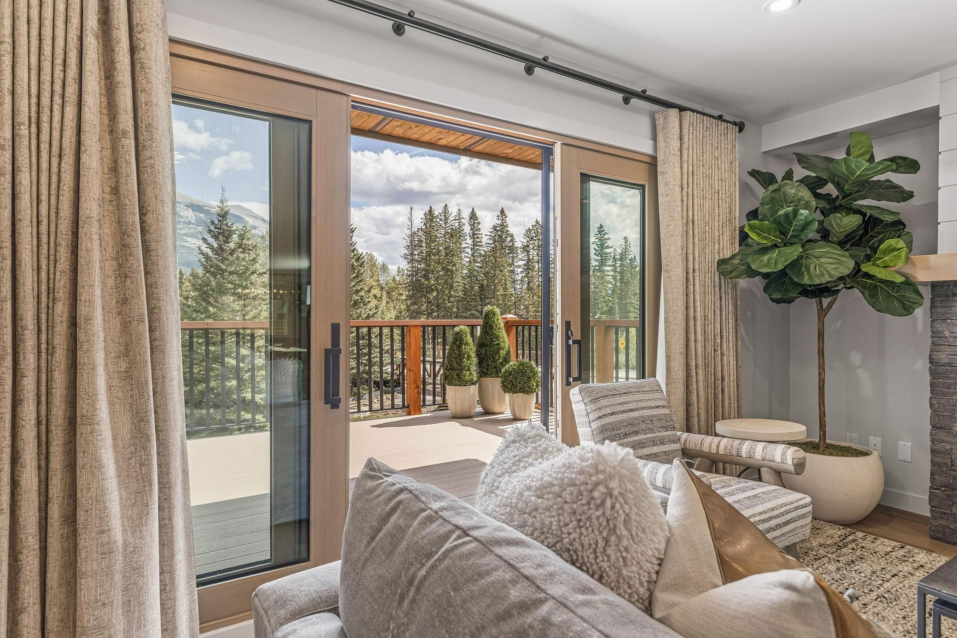 34 Tamarack Streamside Villas Four Bedroom Townhouse | Spring