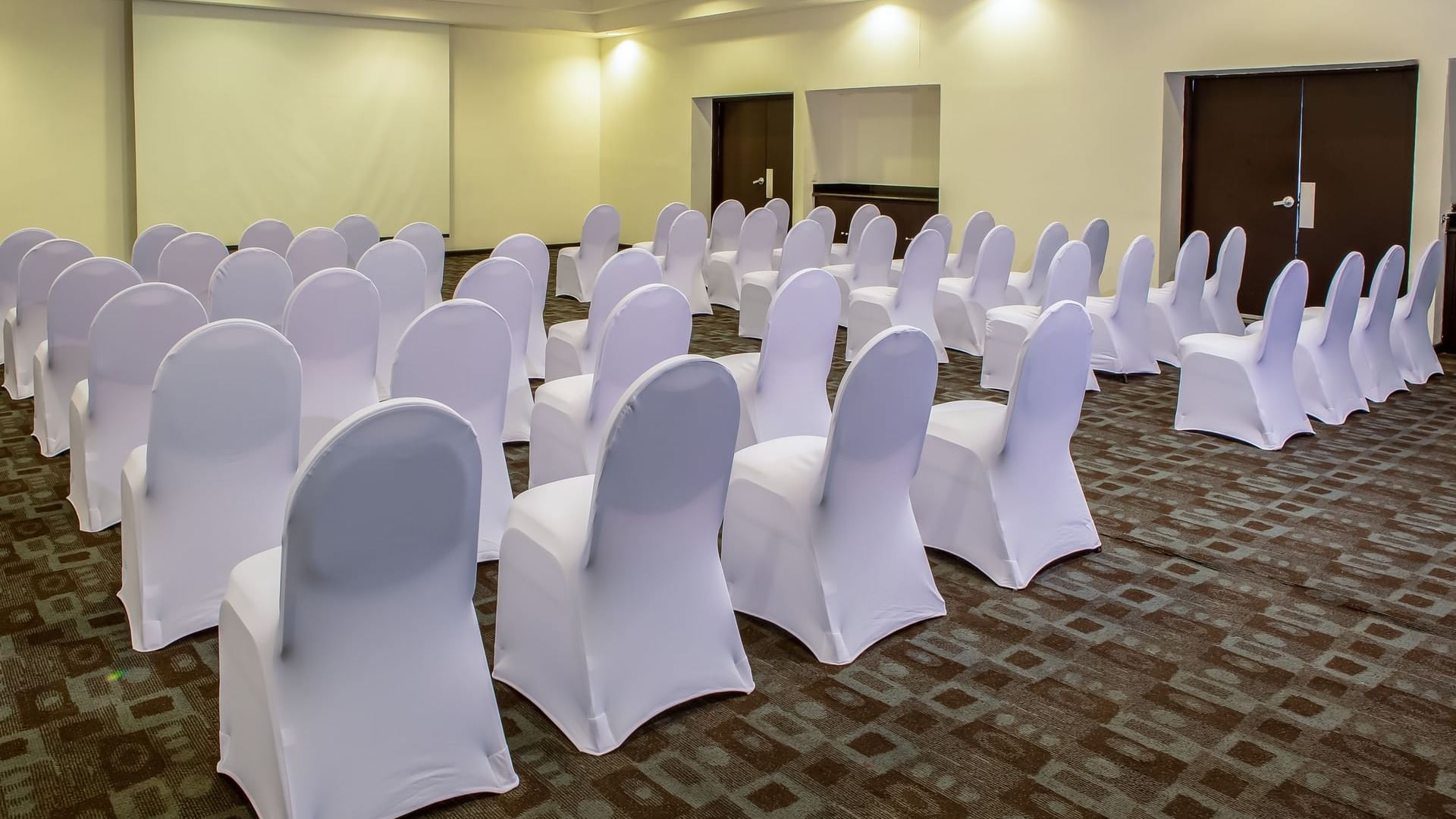 Theater setup in a reception hall at Fiesta Inn Tampico