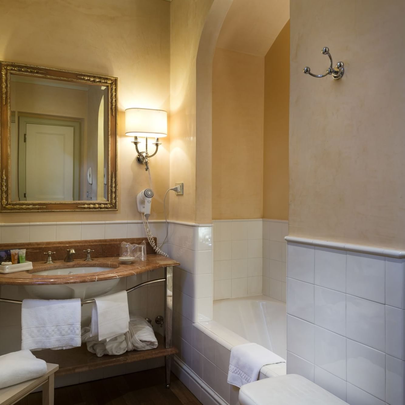 Hotel 4* in storica villa a Perugia