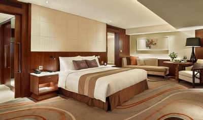 Interior of the Deluxe Room at White Swan hotel