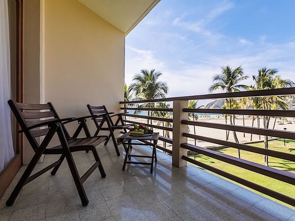 Outside terrace in King Superior Ocean View Room at Pierre Mundo Imperial