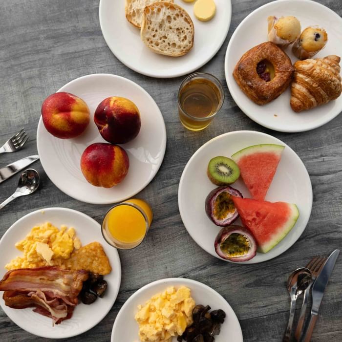 buffet breakfast at karinyas restaurant on the central coast