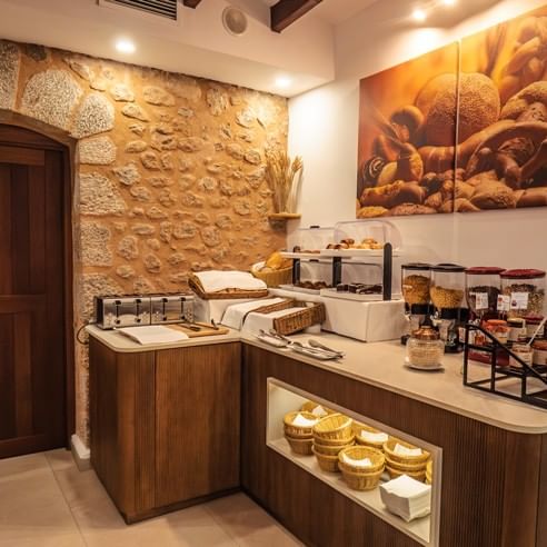 Petit-déjeuner sous forme de buffet