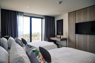 Paradox Seaview room with Twin bed at Paradox Resort Phuket