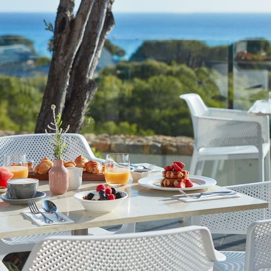 Outdoor dining with Ocean views