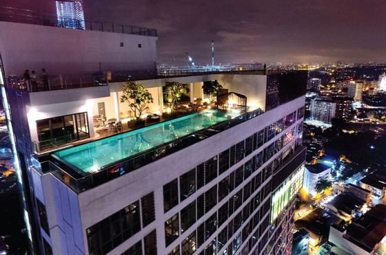 Exterior view of roof top pool at Federal Hotels International