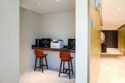 Business center at Grayton Hotel Dubai