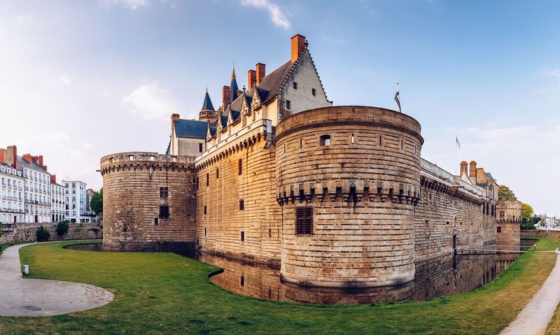 Exterior of Château des ducs de Bretagne near Oceania Hotels