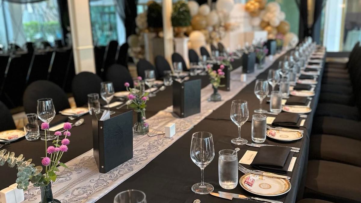 Long dining table in La Finestra at Imperial Gold Coast