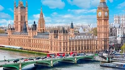View of Westminster palace & Big Ben near The Londoner Hotel