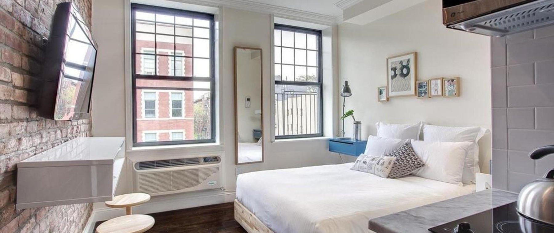 Modern Boutique Hotel, the Heart of East Village - East Village Hotel