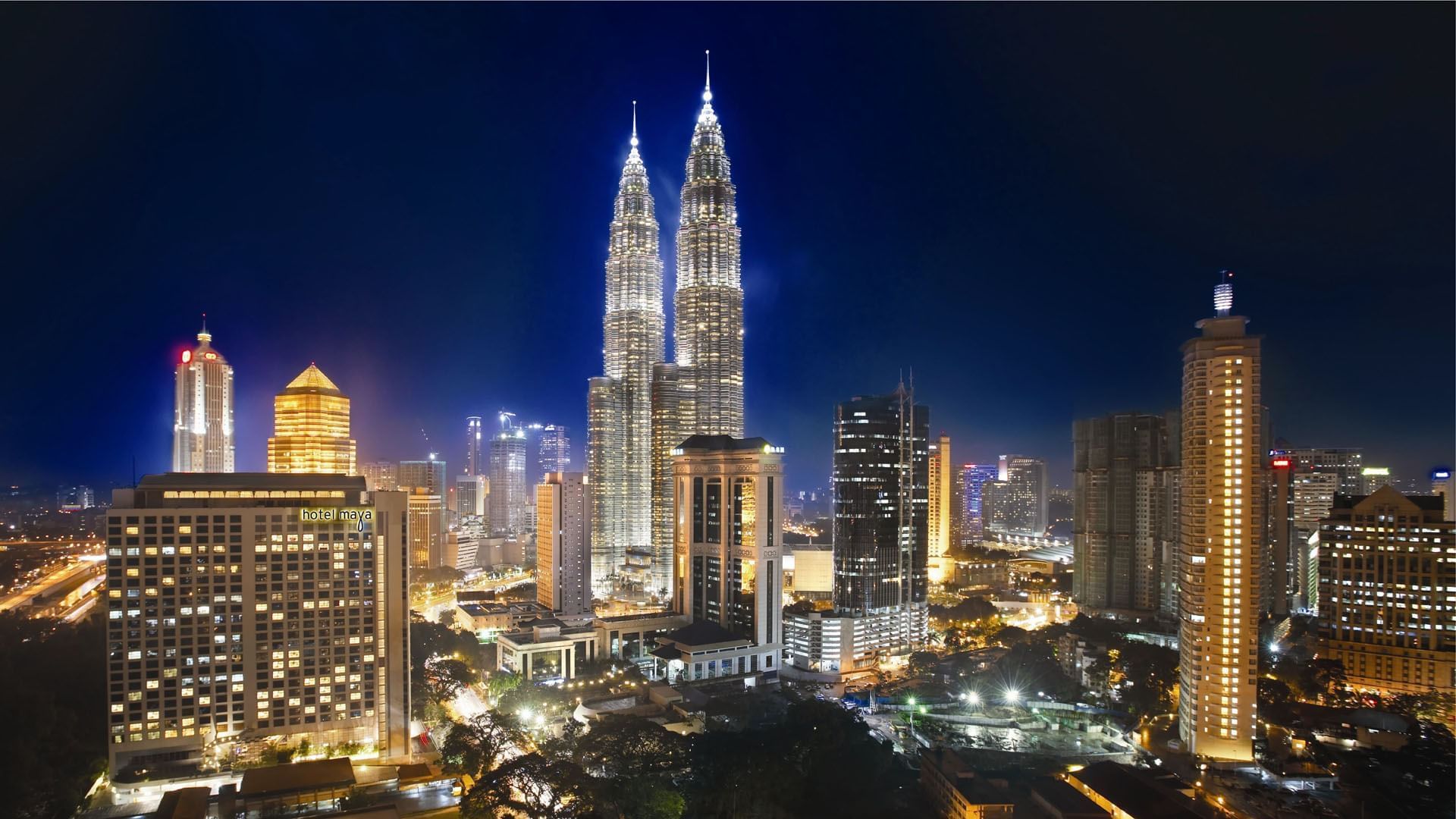 Hotel Maya KLCC | 5 Star KL Hotel near Petronas Towers